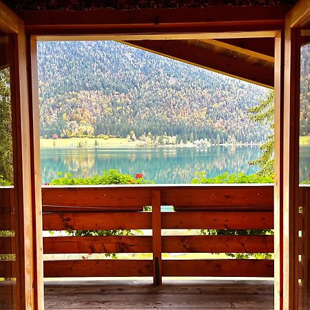Chalets Zoehrer - Wohnen Am Wasser Вайсензе Екстер'єр фото