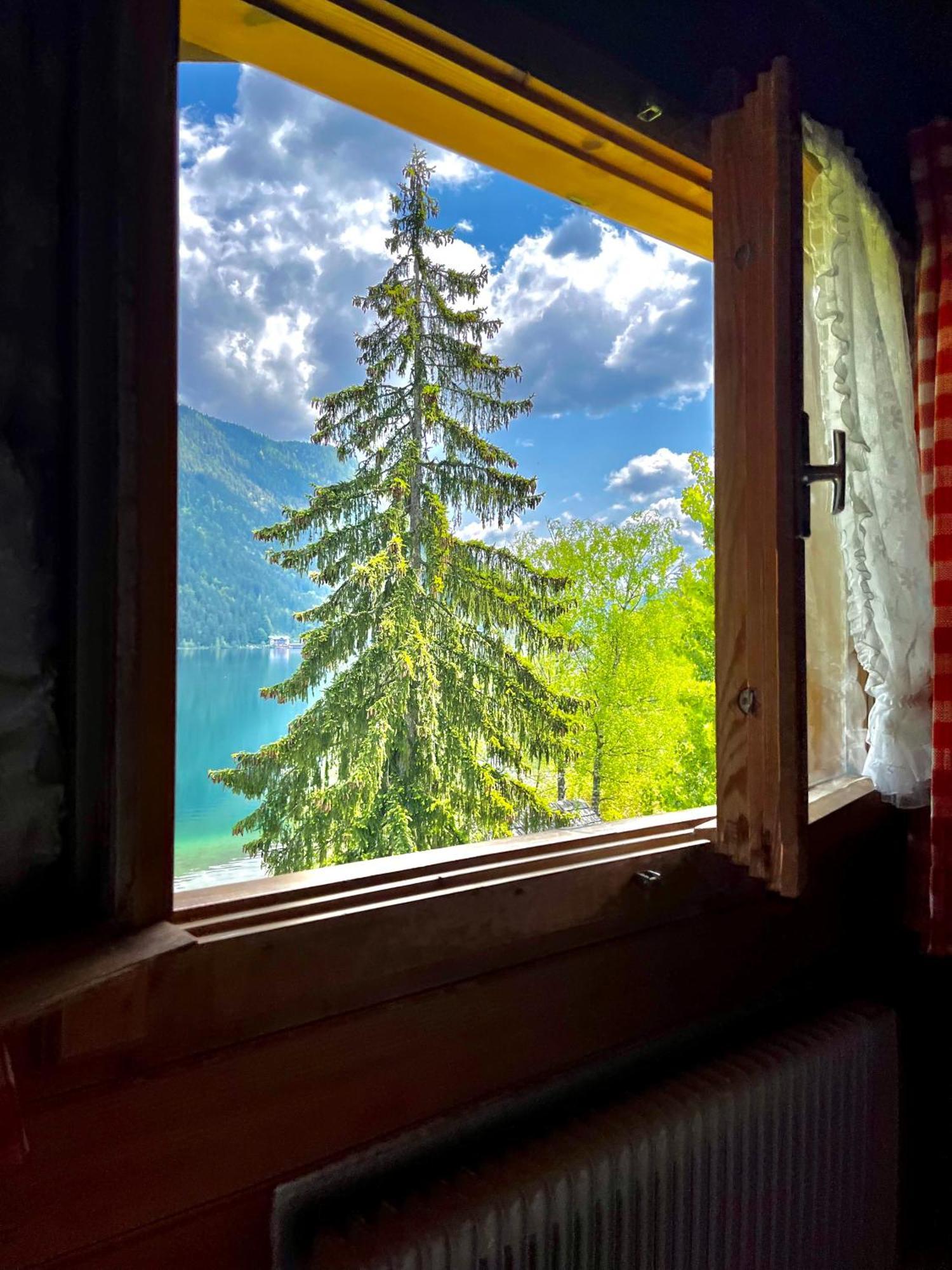 Chalets Zoehrer - Wohnen Am Wasser Вайсензе Екстер'єр фото