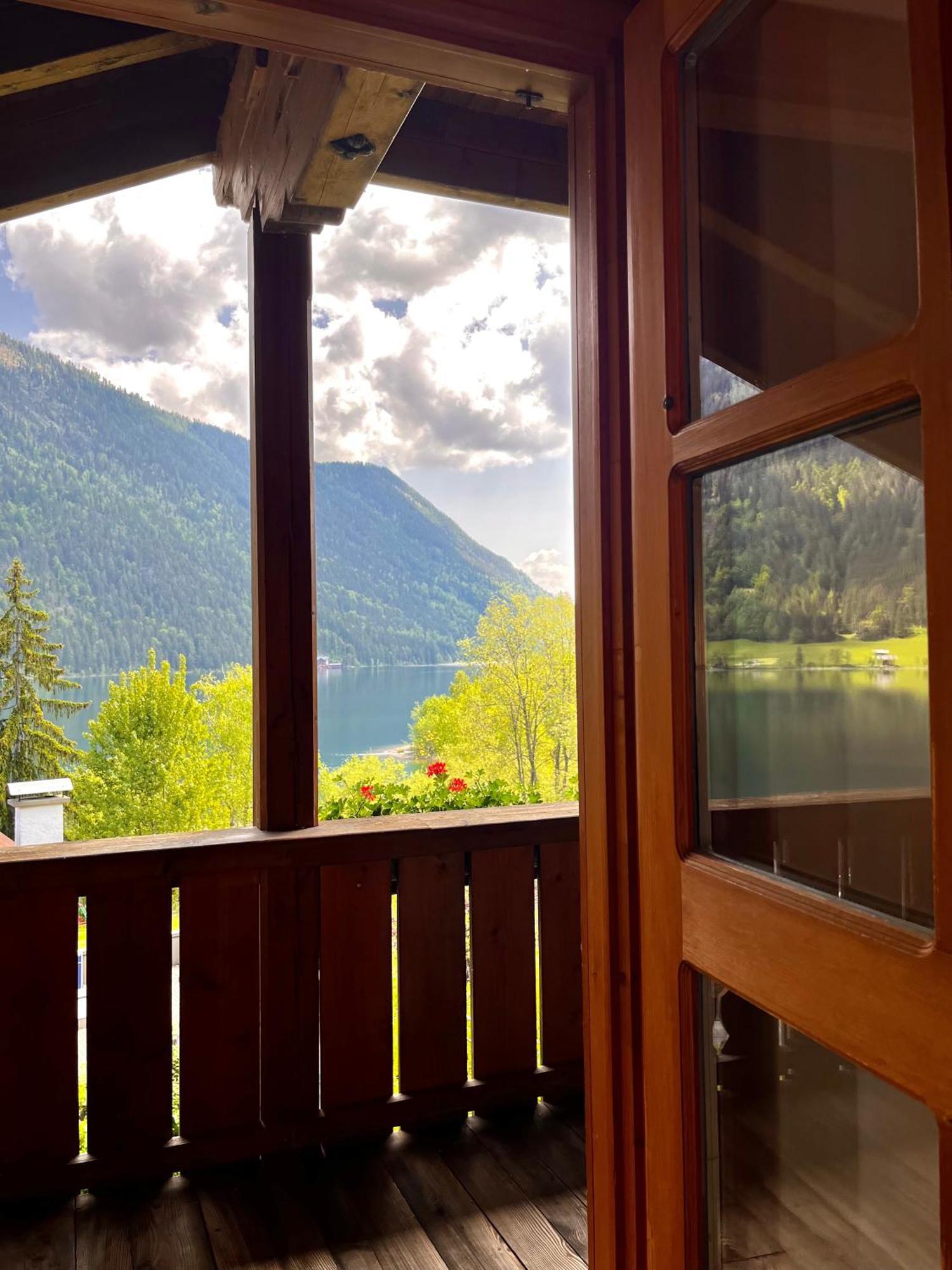 Chalets Zoehrer - Wohnen Am Wasser Вайсензе Екстер'єр фото