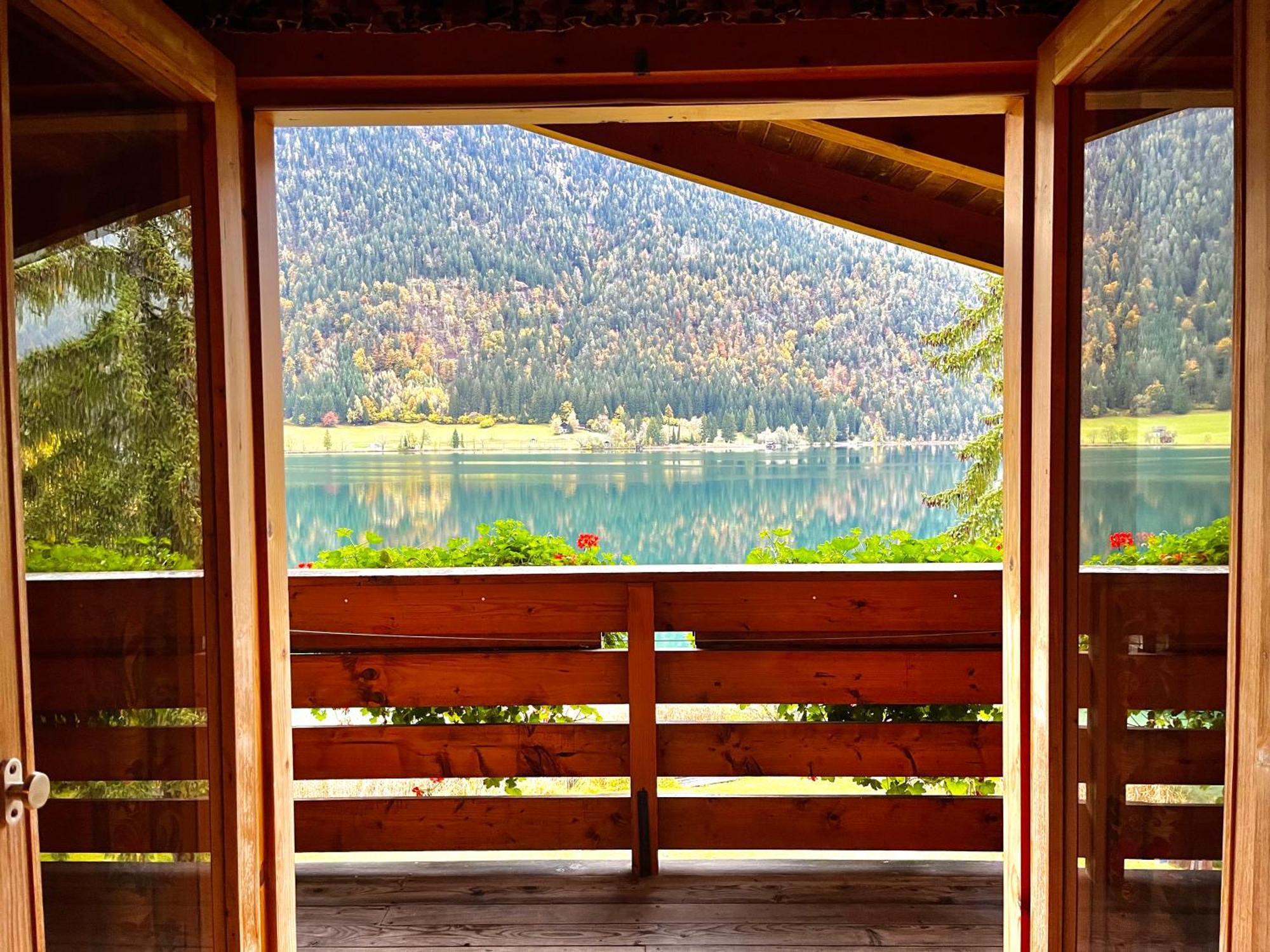 Chalets Zoehrer - Wohnen Am Wasser Вайсензе Екстер'єр фото